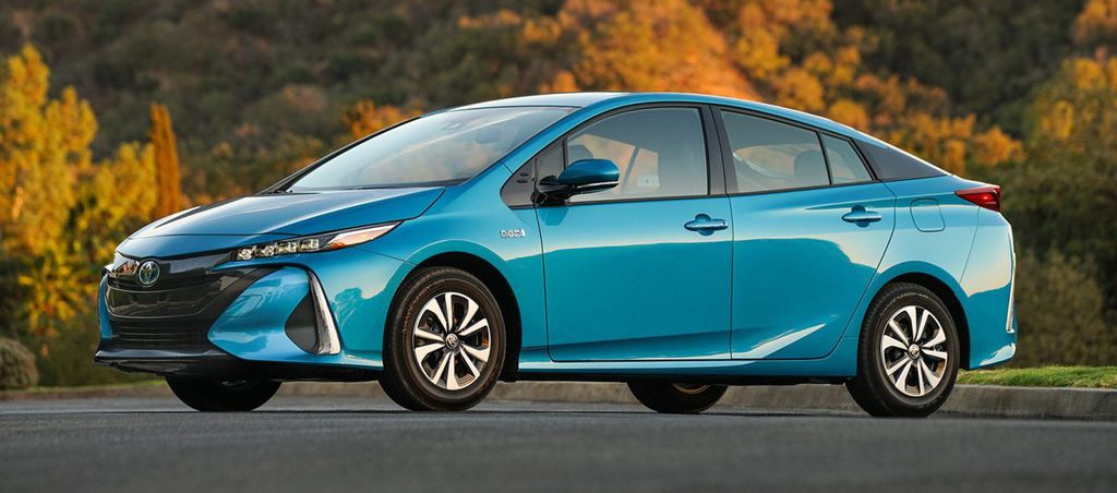 Toyota e BYD se unem para fabricar sedãs e SUVs elétricos