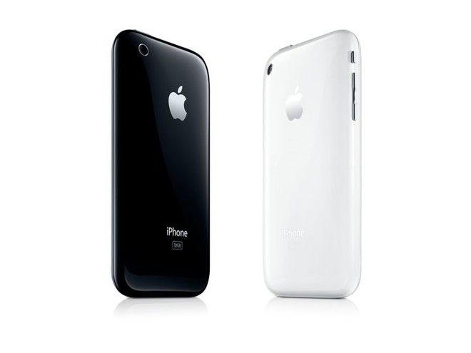 Foi a primeira vez que o iPhone ganhou uma outra opção de cor além do preto (Imagem: Divulgação/Apple)