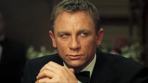 Diretor de 007 GoldenEye e Cassino Royale quer fazer um James Bond "diferente"