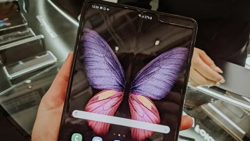 Galaxy Fold | Samsung lança o primeiro celular dobrável no Brasil — e é caro