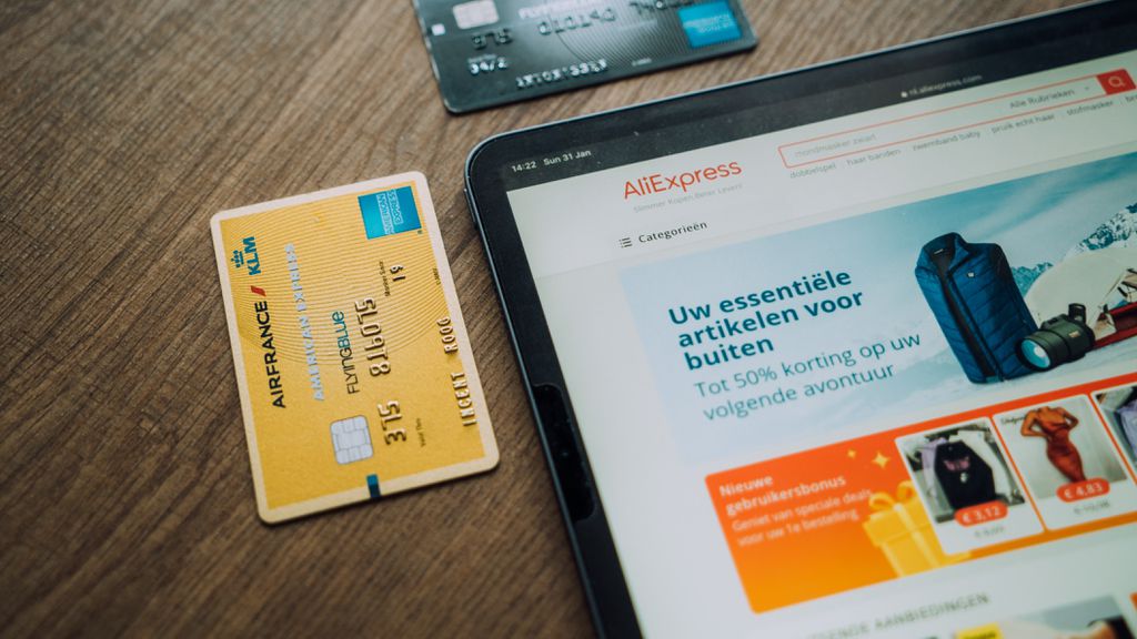 Compras internacionais de até US$ 50 passarão a ser taxadas em 20% (Imagem: CardMapr.nl/Unsplash)