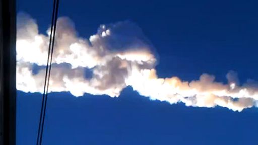 Meteorito atinge região central da Rússia e deixa centenas de feridos