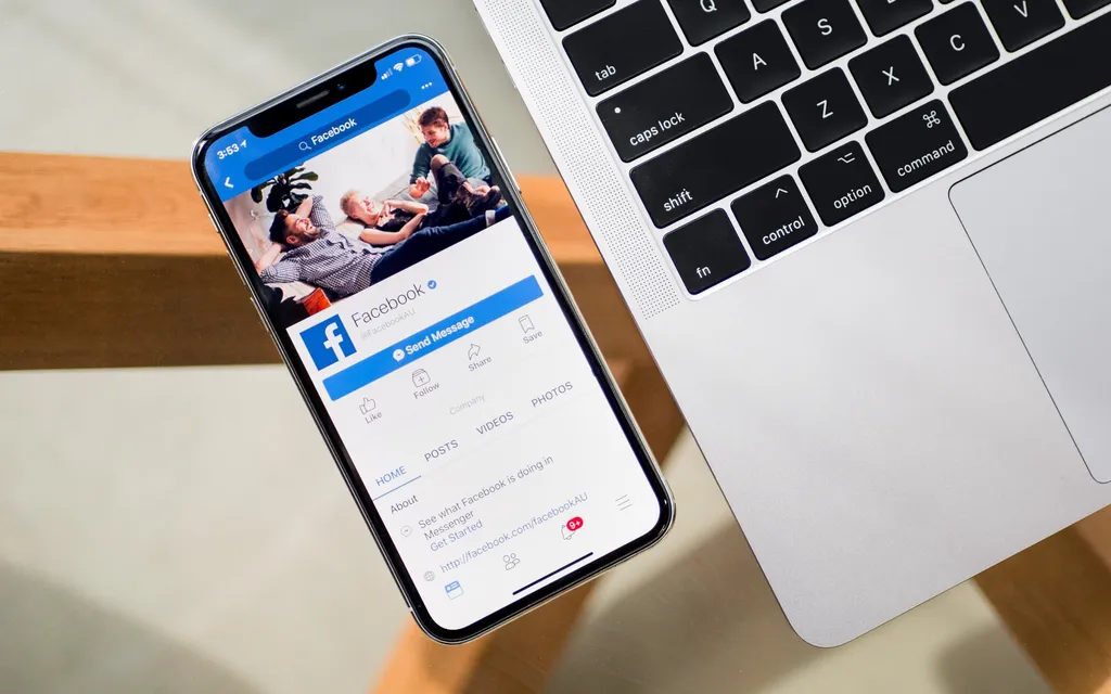 O que é facebook.katana: codinome é usado para a versão de sistema no app do Facebook (Imagem: Timothy Hales Bennett/Unsplash)