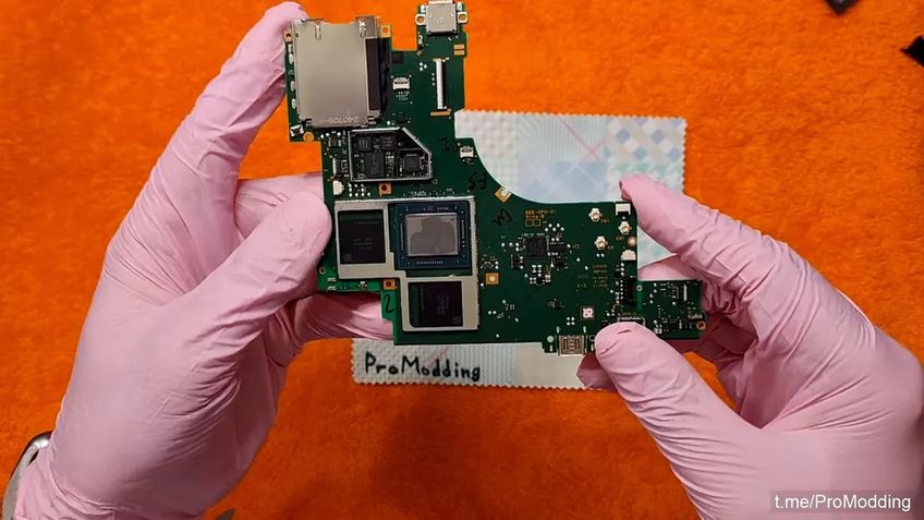 Nintendo Switch 2 desmontado