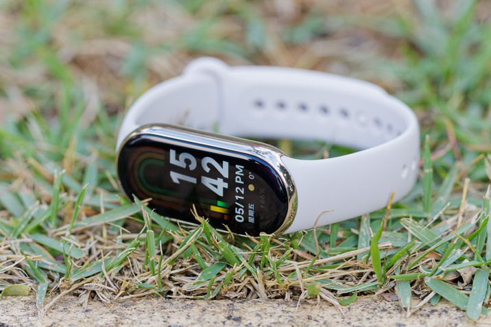 Pulseira Desportiva XIAOMI Mi Band 6 (Bluetooth - Até 14 dias de autonomia  - À prova de água - SpO2 - Preto)