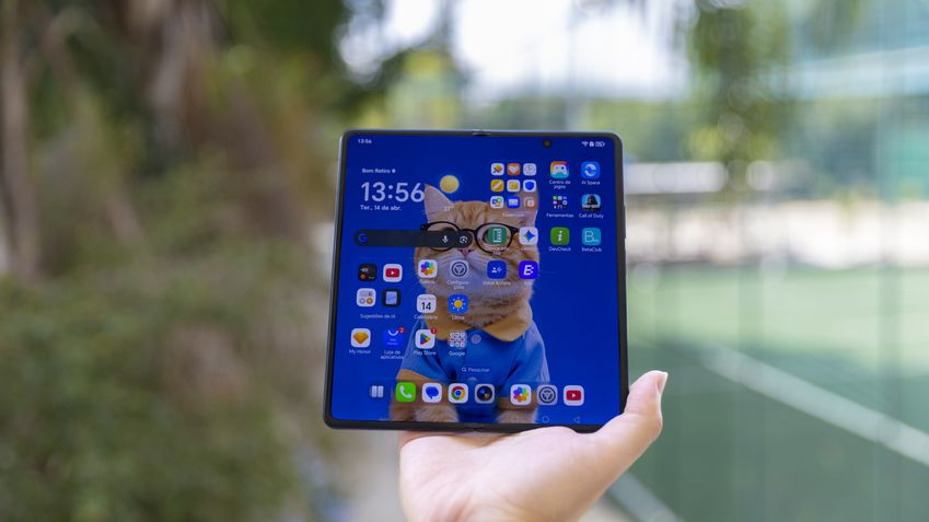 Honor Magic V6