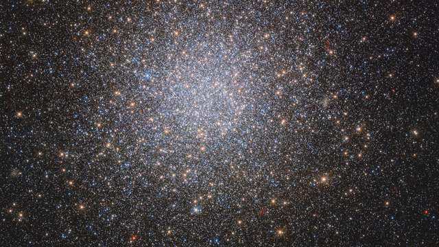 ESA/Hubble, NASA, S. Larsen et al.
