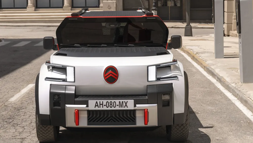 Citroën Oli tem novo emblema da marca e utiliza materiais recicláveis (Imagem: Divulgação/Stellantis)