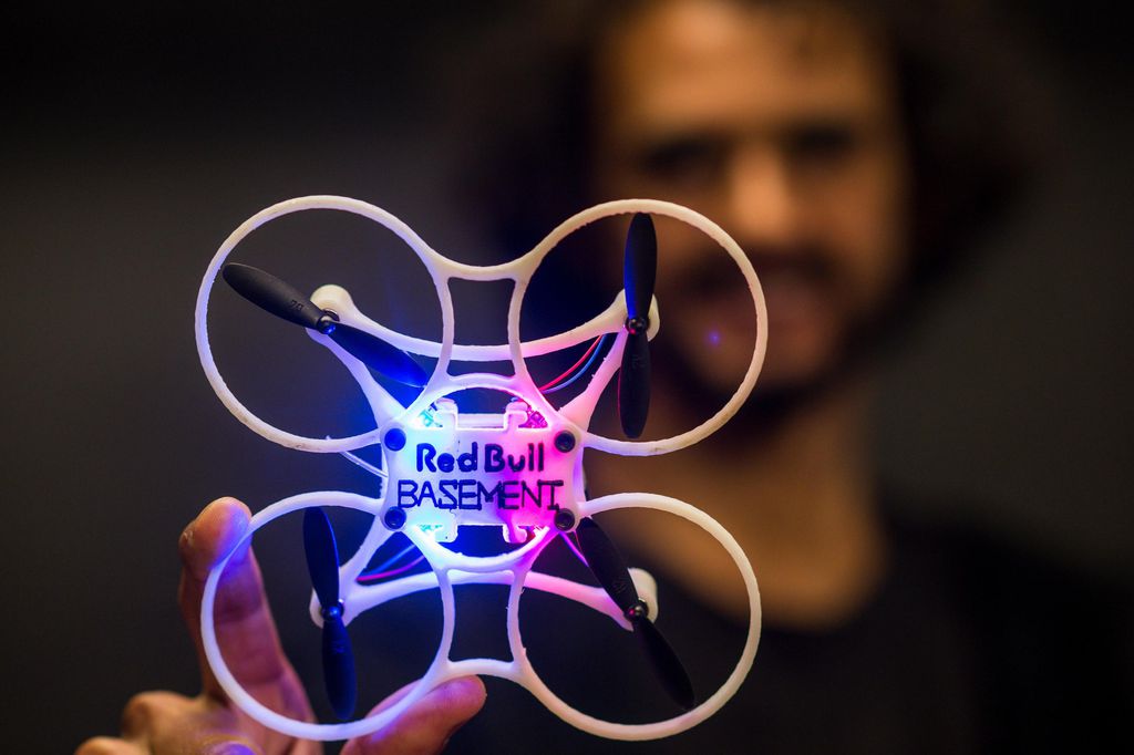Workshop de construção de drone no  Festival Red Bull Basement 2018 (Foto: Marcelo Maragni / Red Bull Content Pool)