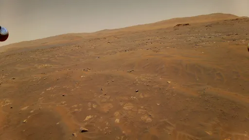 Ingenuity apresenta anomalias em 6º voo em Marte, mas pousa em segurança