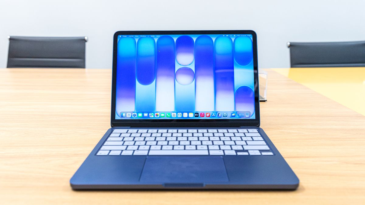 Apple vende MacBook Neo recondicionado para "driblar" aumentos de preço