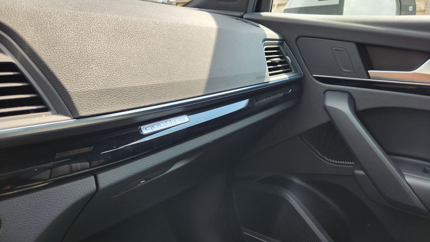 Audi Q5 TFSIe Sportback Performance Black