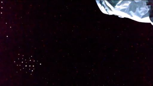 Luzes misteriosas aparecem em vídeo da ISS — mas, calma, não são OVNIs