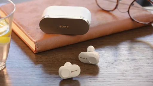 Sony lança o primeiro par de earbuds com cancelamento de ruídos