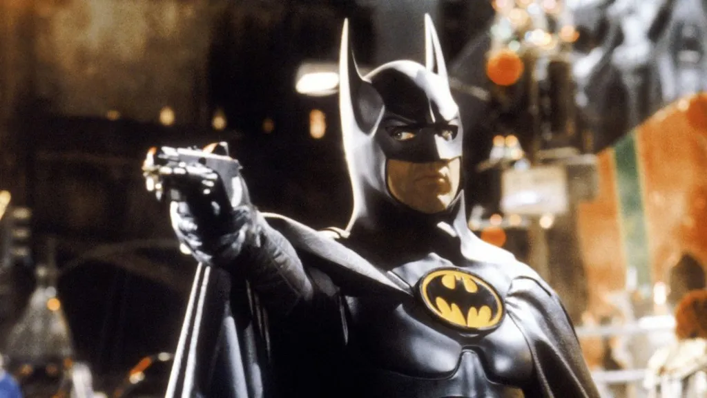 O Batman de Michael Keaton recriou a imagem do herói, alçou ator ao estrelato e pavimentou o caminho para outros filmes de gibi (imagem: Divulgação/Warner Bros)