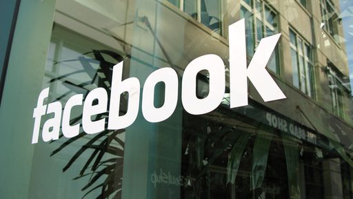 Celebridades estão infringindo direitos autorais no Facebook