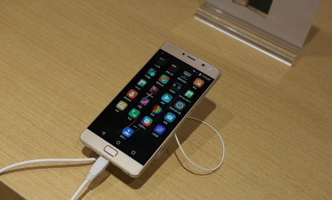 Lenovo Vibe P2 Lenovo Vibe P2