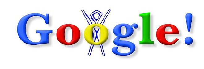 O primeiro doodle nem se chamava assim e servia como um aviso de que os fundadores do Google estavam no festival Burning Man, caso o buscador saísse do ar (Imagem: Divulgação/Google)