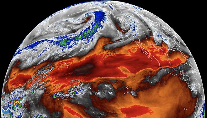O estudo analisou o vapor de água tropical, acusado em vermelho na imagem acima  (Imagem: Reprodução/NASA)