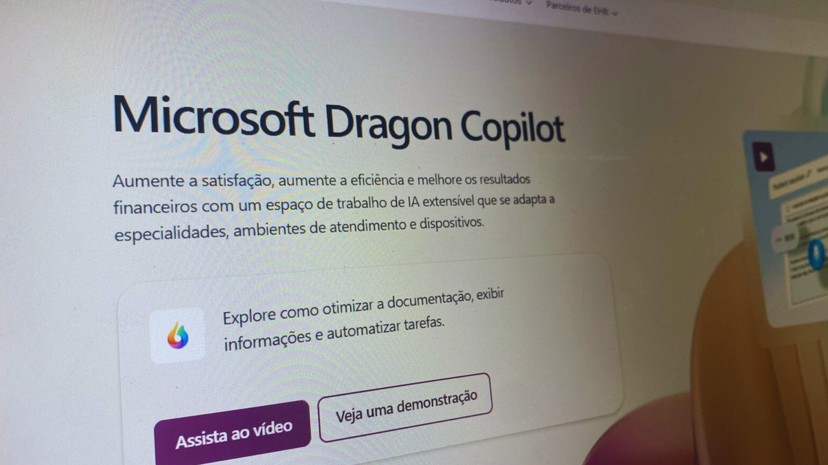 Microsoft lança assistente de IA de voz para médicos; entenda