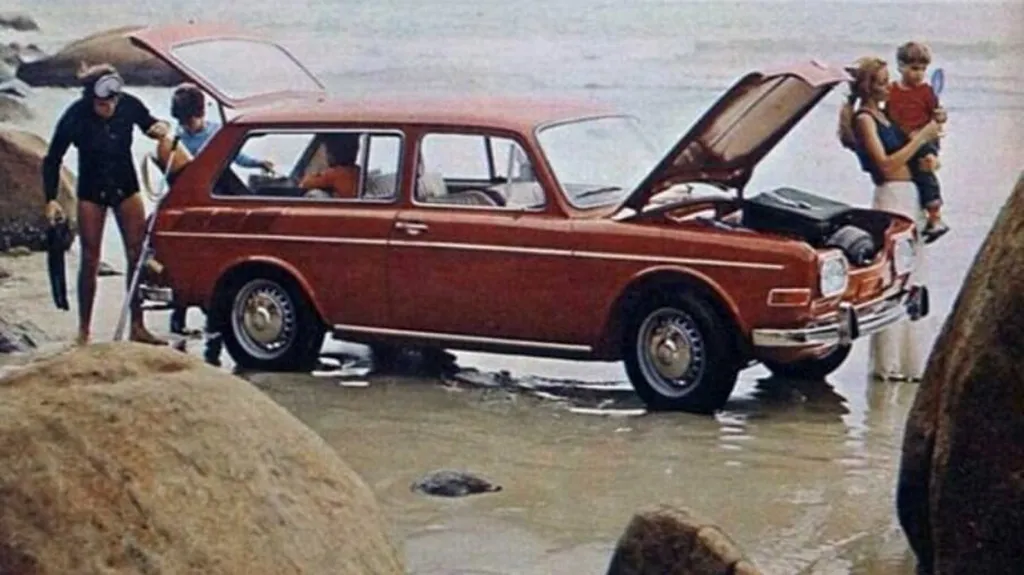 Primeiro carro tipo perua lançado no Brasil, Variant fez sucesso com famílias (Imagem: Divulgação/Volkswagen)