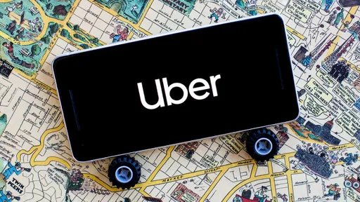 Uber | Falha permite envio de e-mails para usuários em nome da empresa
