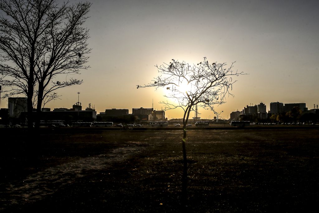 Tempo seco no Centro-Oeste