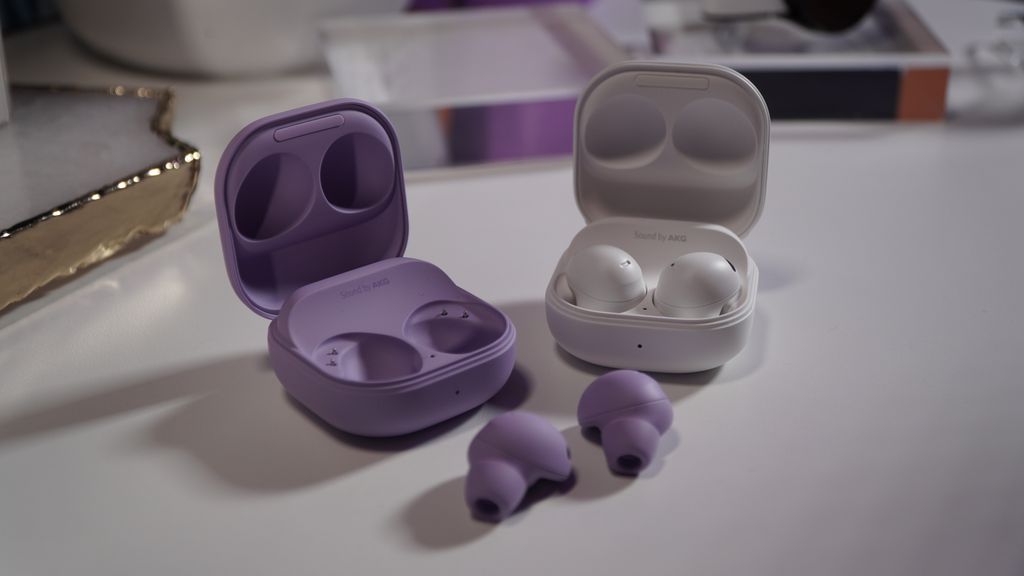 Sucessor do Galaxy Buds 2 Pro pode ser anunciado em julho com melhorias em som, design e funcionalidades (Foto: Wallace Moté/Canaltech)