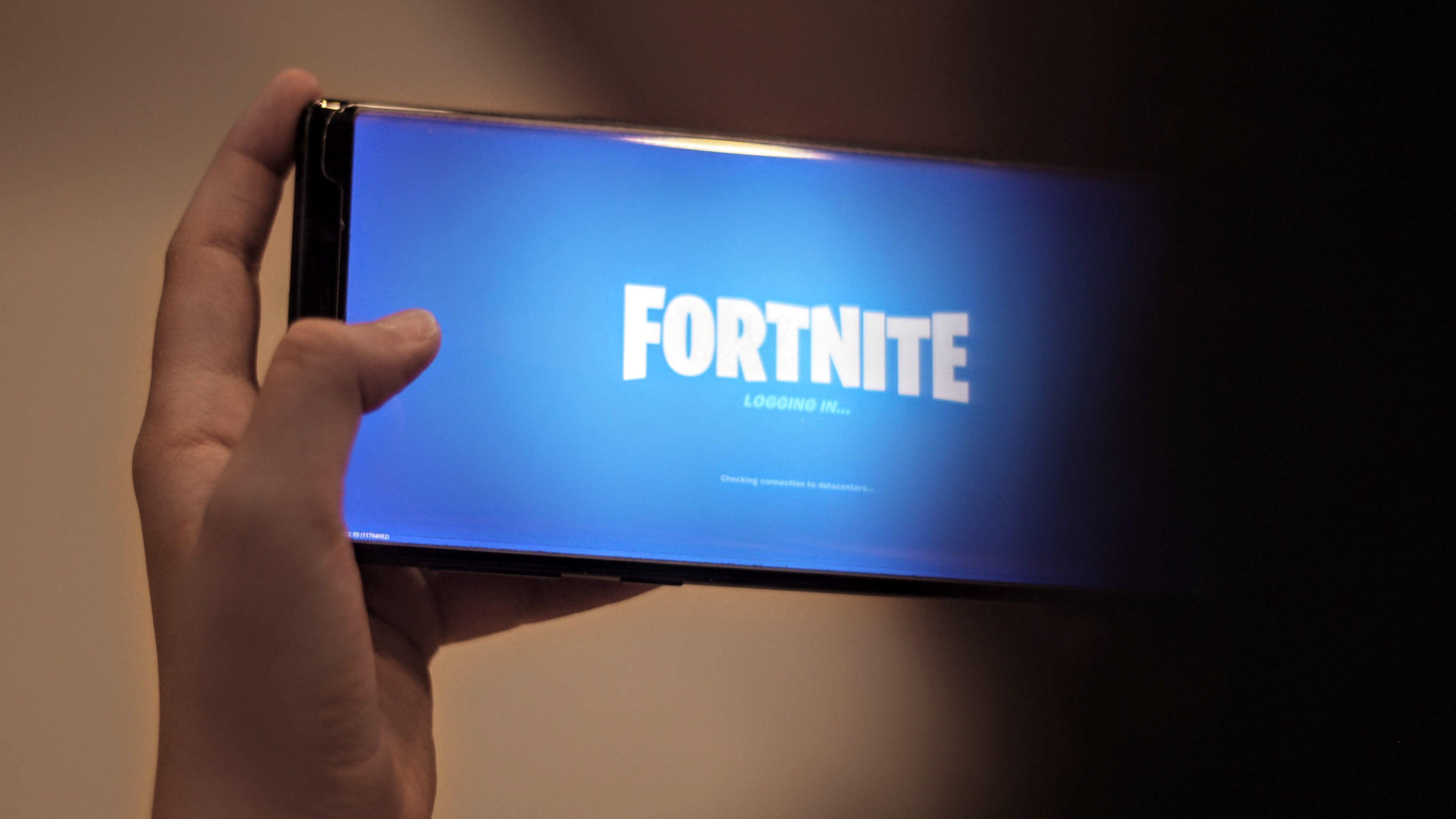 Como jogar Fortnite no celular (Android e iOS)