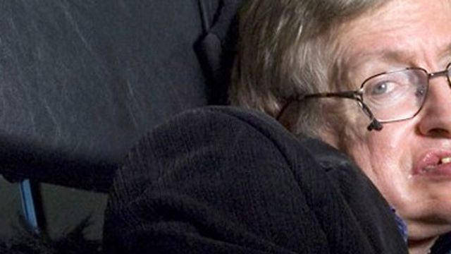 Stephen Hawking vira super-herói em HQ baseada em sua trajetória