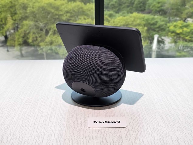 Echo Show 8