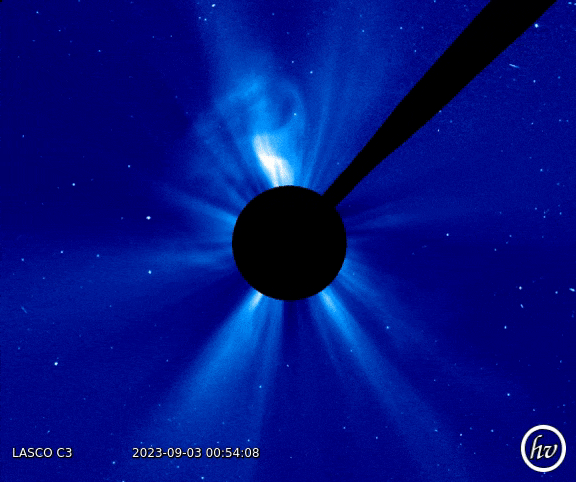 As ejeções de massa coronal liberam toneladas de partículas do Sol (Imagem: Reprodução/NASA/SOHO/Helioviewer)