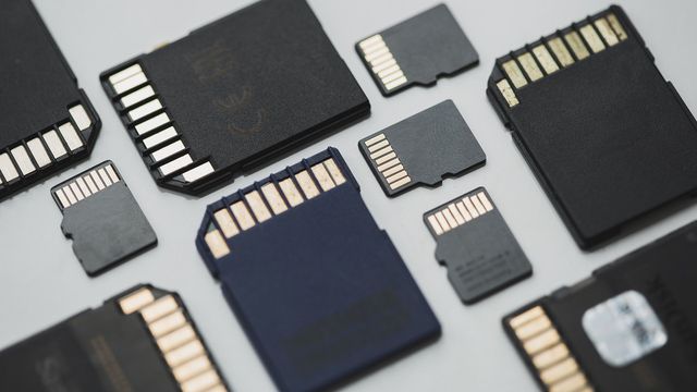 Será que a gente ainda precisa de cartões microSD em pleno ano de 2018?