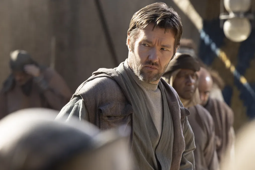 O fato de Owen ser irmão de Obi-Wan foi retirado do roteiro original, mas os fãs acharam um jeito de colocar de volta no cânone até George Lucas acabar de vez com isso (Imagem: Divulgação/Lucasfilm)