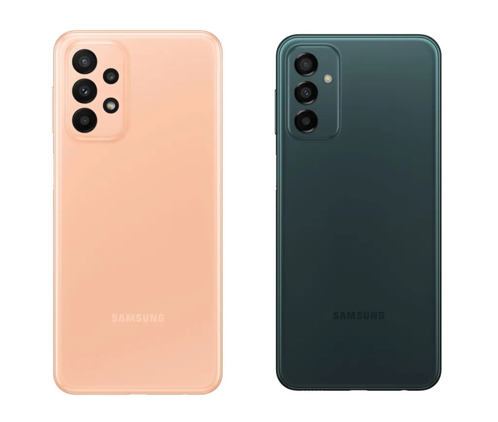 Diferenças entre tampa traseira do Galaxy A23 e M23, ambos com módulo protuberante (Imagem: Reprodução/Samsung)