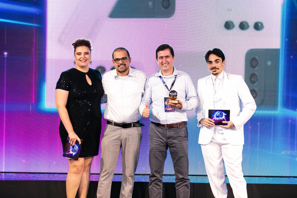 Samsung foi a grande vencedora em smartphones no Prêmio Canaltech (Imagem: Ivo Meneghel Jr/Canaltech)
