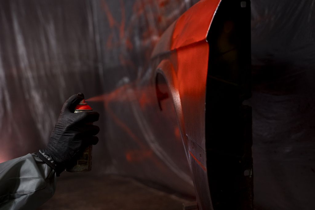 Carro sendo pintado