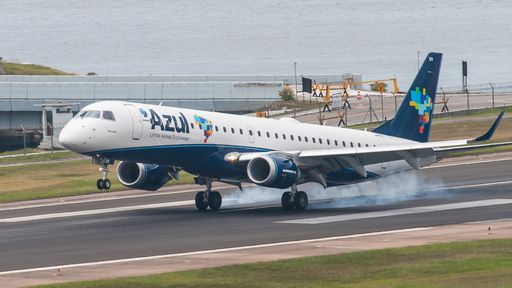 Salvação do Boeing 737 quase passou pelas mãos da Embraer; entenda