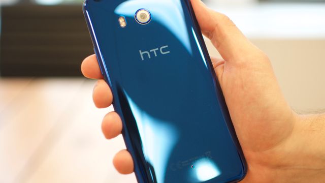 Vídeo mostra novo HTC U11 Plus na cor translúcida