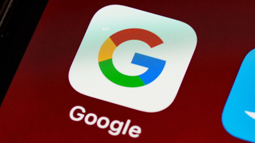 Google atingiu US$ 2 trilhões em valor de mercado em abril de 2024 (Imagem: Brett Jordan/Unsplash)