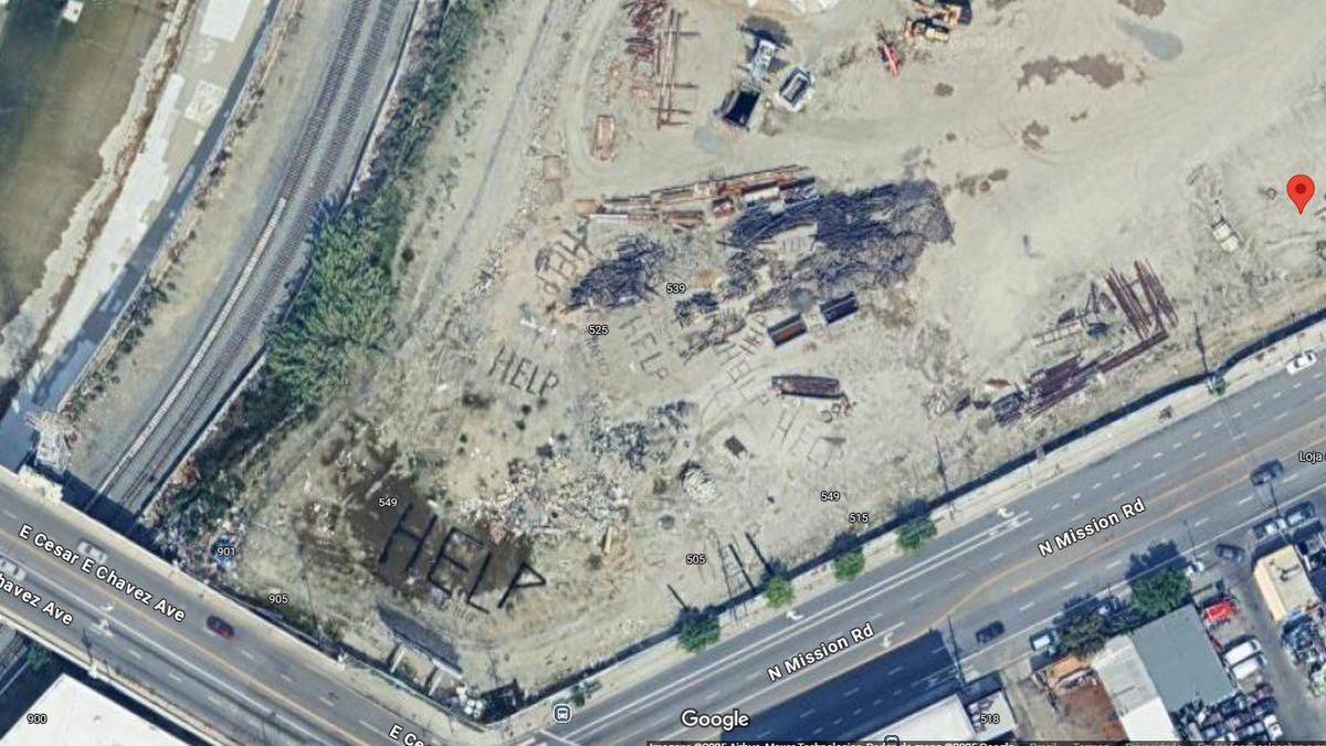 "Help": imagens do Google Maps com pedido de ajuda viralizam na web