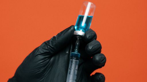 COVID-19 | Vacina da Pfizer tem 90% de eficácia em primeiros voluntários