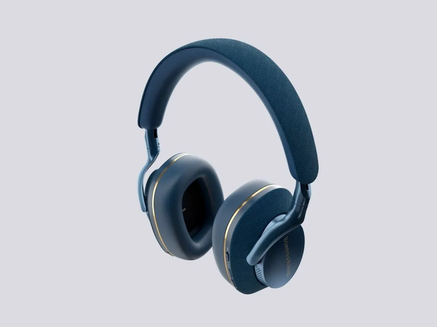 Bowers & Wilkins Px7 S2 と　小型DAC Ibasso Bowers & Wilkins Px7 S2 と 小型DAC Ibasso - メルカリ