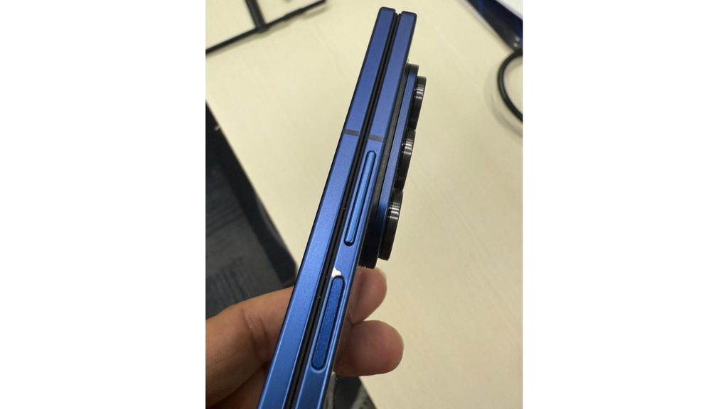 Galaxy Z Fold 7 descascando