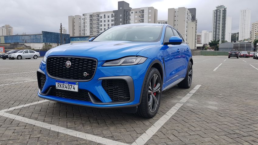 Jaguar F-Pace SVR