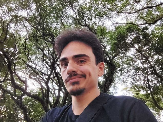 Selfie tirada com o modo automático do Galaxy Tab S7 FE