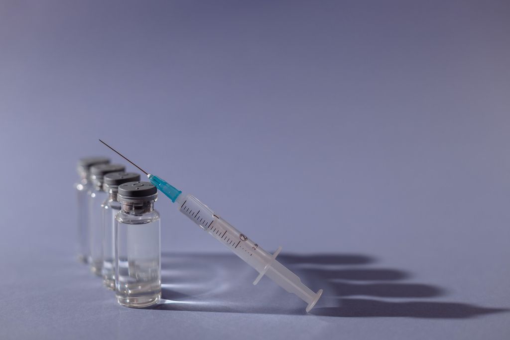 Em casos específicos, estados e municípios poderão adotar vacinas contra a COVID-19 sem autorização da Anvisa (Imagem: Reprodução/ Thirdman/ Pexels)