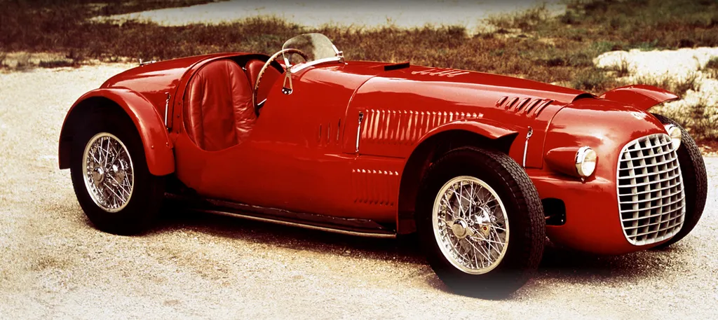 Primeira Ferrari do mundo a ser comercializada foi a 166 Spyder Corsa (Imagem: Divulgação/Ferrari)