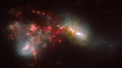James Webb observa galáxias em fusão, mas não encontra buracos negros ativos