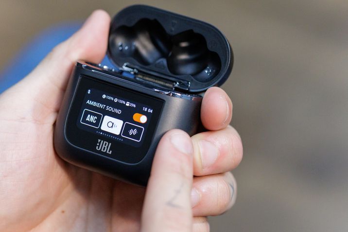 JBL Tour Pro 2 case specs